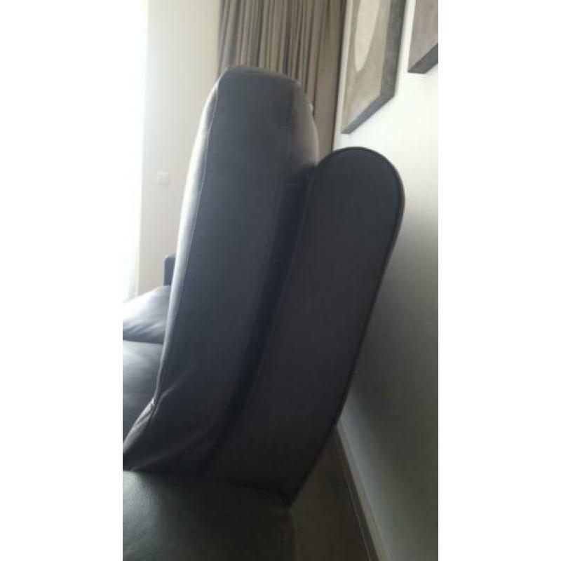 bank, salontafel en dressoir