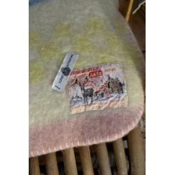 retro vintage kinderdeken babydeken deken AaBe wol pastel