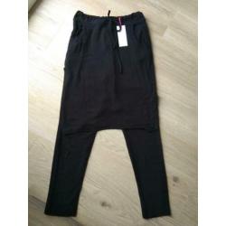 NIEUW MET KAARTJE Moglie set rok en legging zwart L