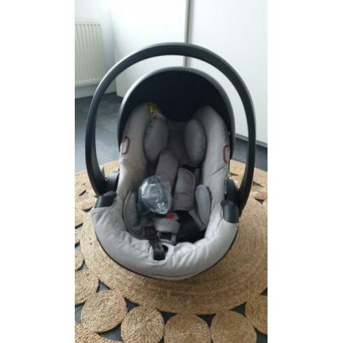 ? Stokke® iZi Go Modular™ by BeSafe® Kleur: Grey Melange ?