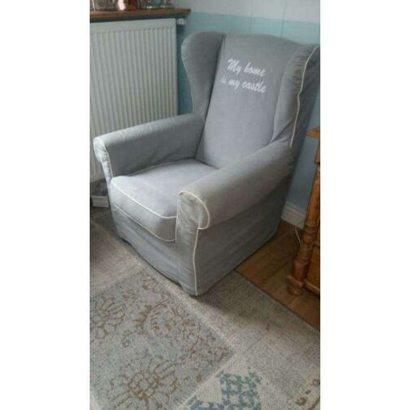 licht grijze oor fauteuils
