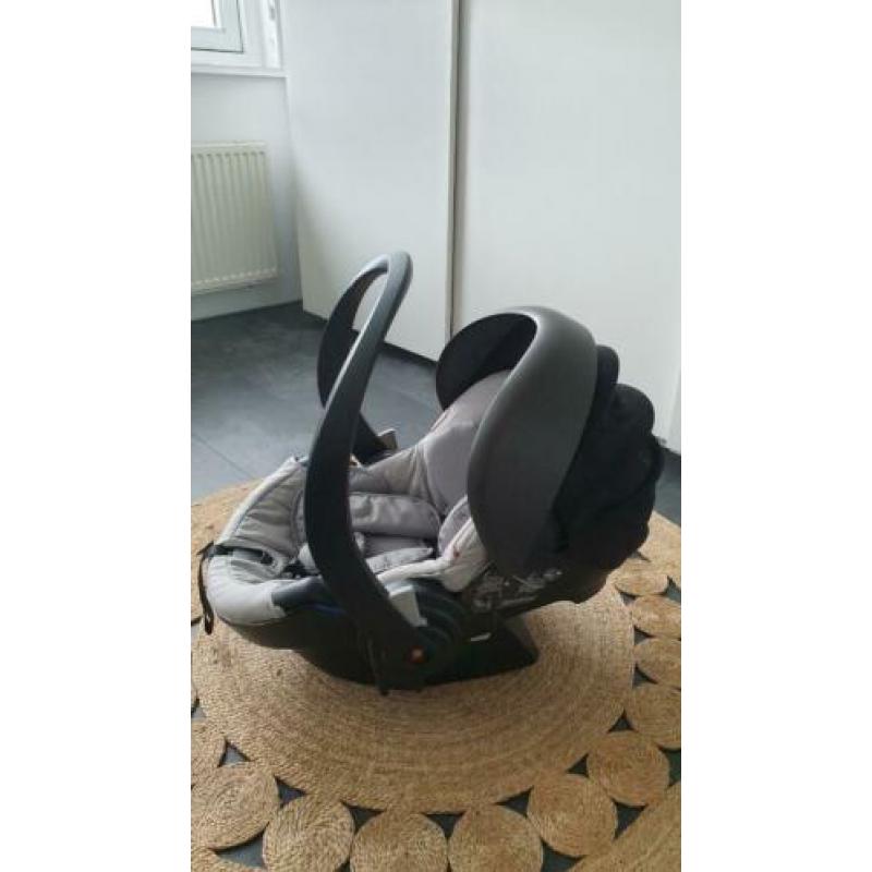 ? Stokke® iZi Go Modular™ by BeSafe® Kleur: Grey Melange ?