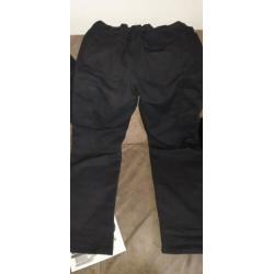 Zwarte uniform beveiliging