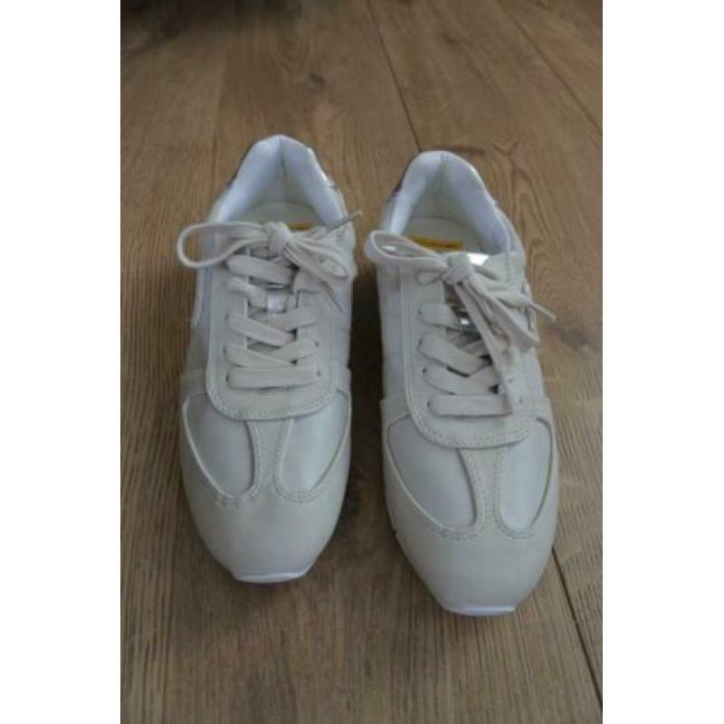 blue box dames schoenen 39 room wit NIEUW sportief gympen