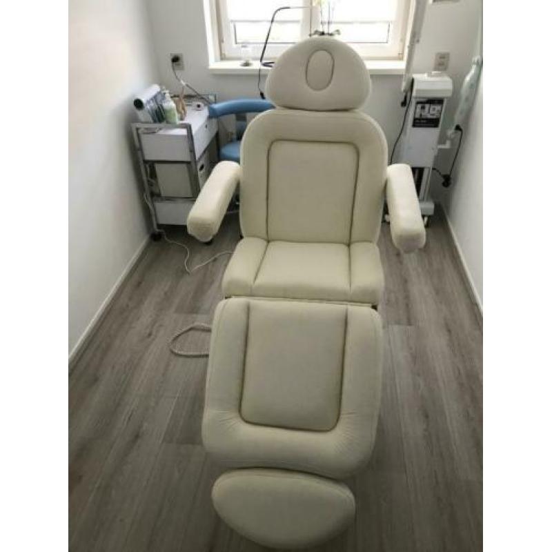 Schoonheidssalon inrichting behandelstoel Tabouret vapozone