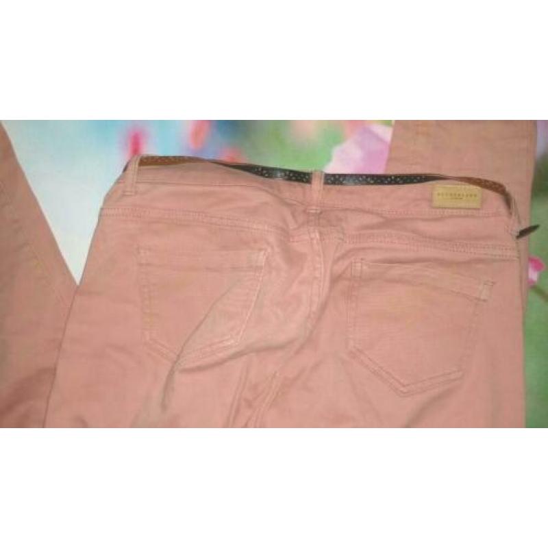 2. Sutherland roze jeans maat m