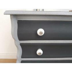 Buikkast, mat antraciet met cementlook