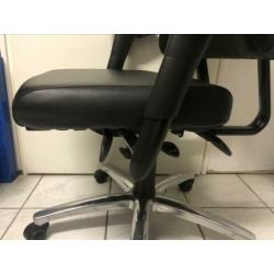 BMA AXIA PLUS 24/7 ergonomische bureaustoel met hoofdsteun