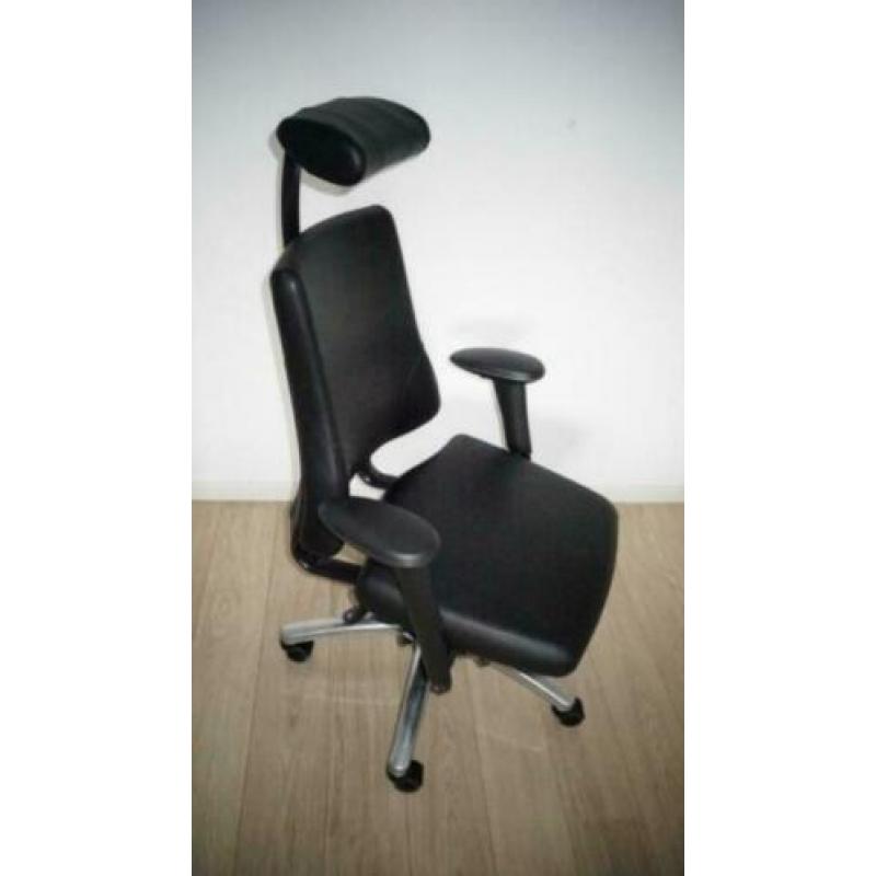 BMA AXIA PLUS 24/7 ergonomische bureaustoel met hoofdsteun