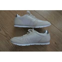 blue box dames schoenen 39 room wit NIEUW sportief gympen