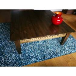 Mooie koloniale salontafel