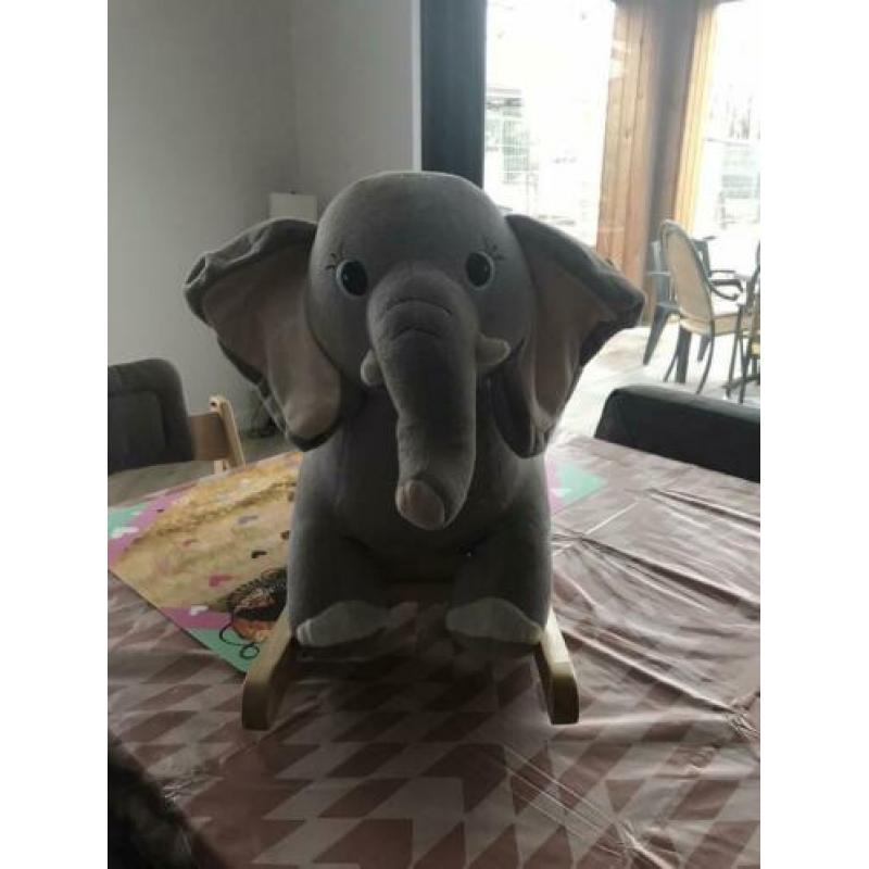 Hobbeldier olifant