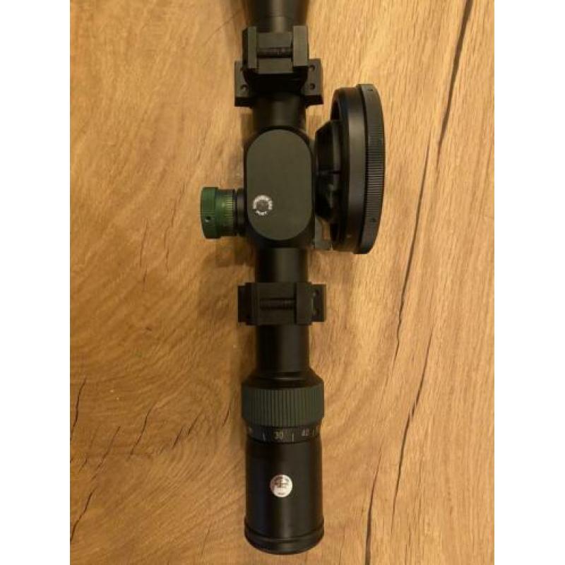 Nikko Stirling Diamond Sportsman 10-50*60 richtkijker