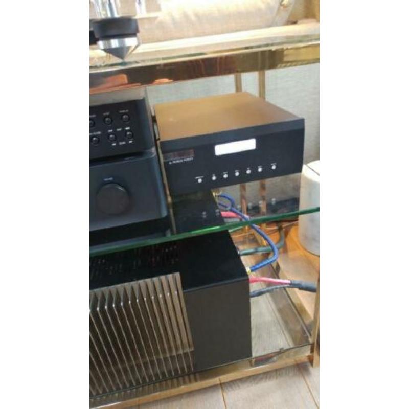Musical fidelity M1 ViNL phono voorversterker