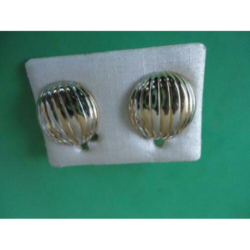 vintage clips oorbellen