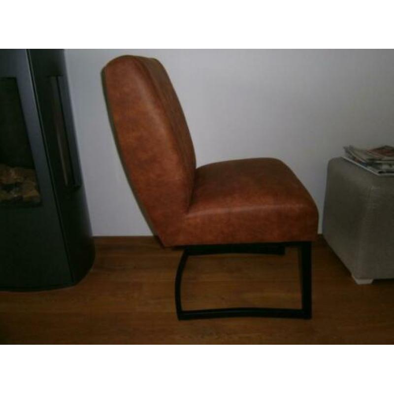 Nieuwe eet/vergader stoel in stof-lederlook/ leer actie