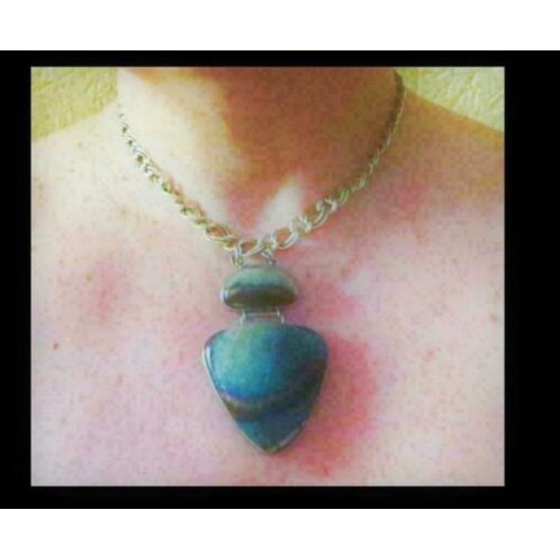 Zilveren Collier met Bijzonder 7 cm Lang Agaatsteen Hanger!