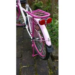 Leuke, nette meisjesfiets, gebruikt maar in prima staat.