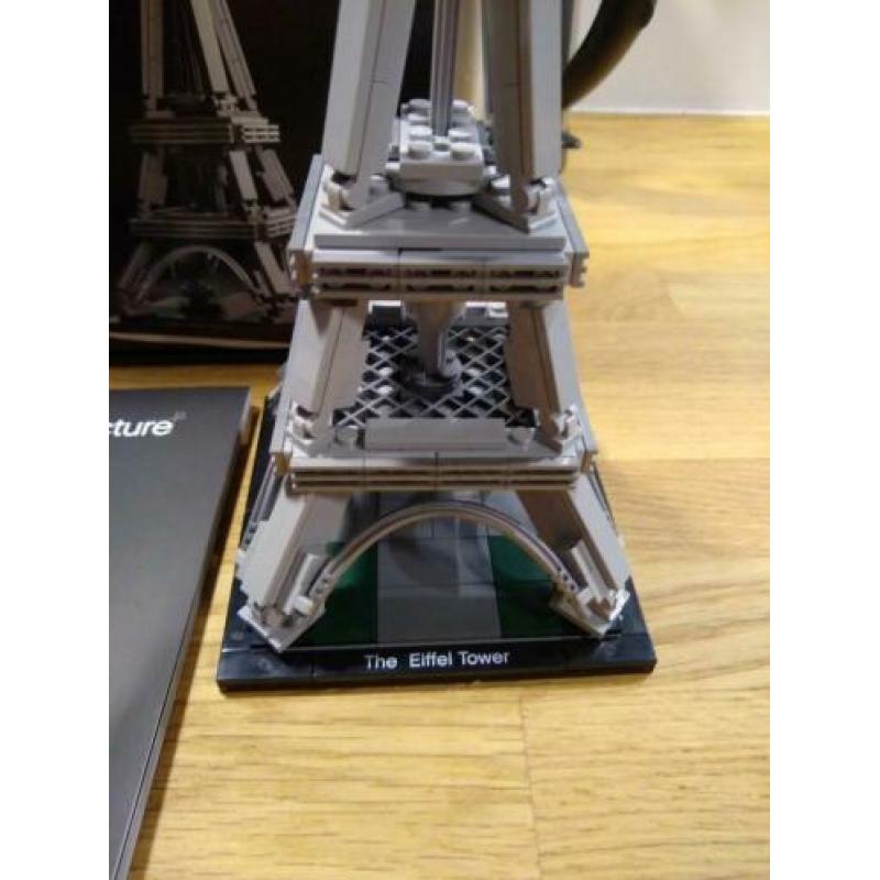 Lego Architecture - Eiffel Tower (21019)