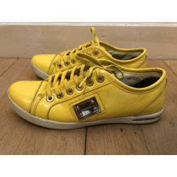 D&G Dolce & Gabbana sneakers. Geel lakleer, 38. Origineel!