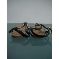 GRATIS VERZENDING | NIEUWE zwarte sandalen 36