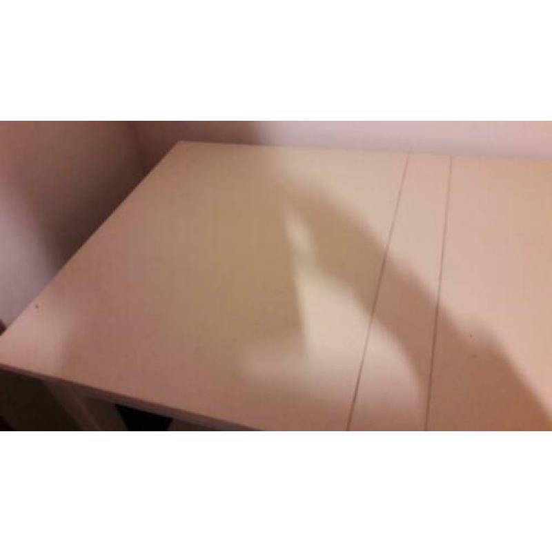 Eettafel gebroken wit
