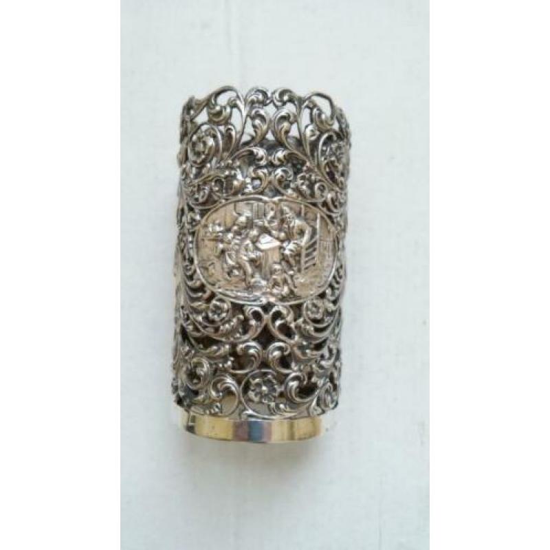 Antiek zilver flessenhouder floraal decor les klas lokaal