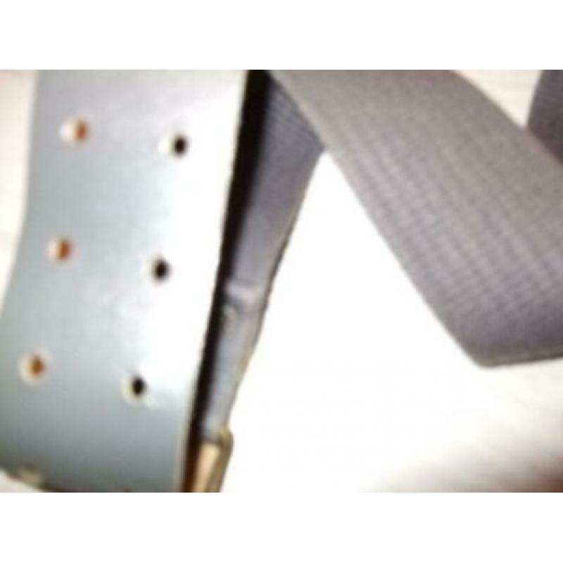 grijze stoffen riem, lang 95 cm, breed 5 cm