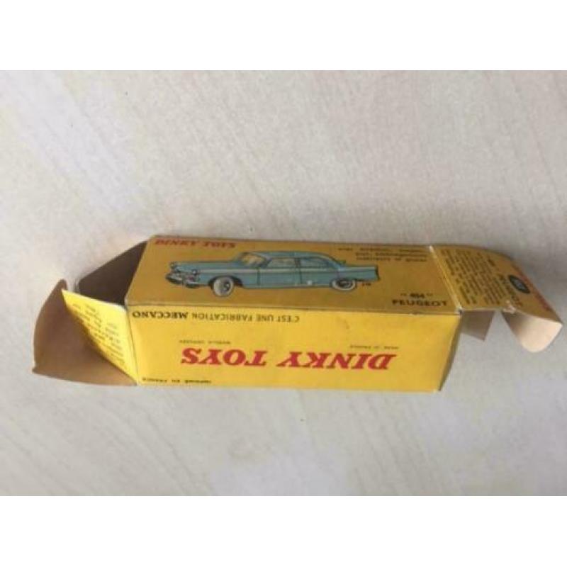 Dinky Toys doosje "553" Peugeot 404
