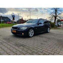 BMW 320d M-pakket full option