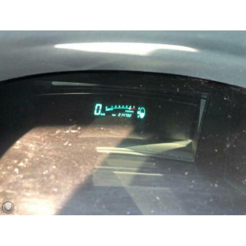 Toyota Yaris - 1.0-16V VVT-i Sol