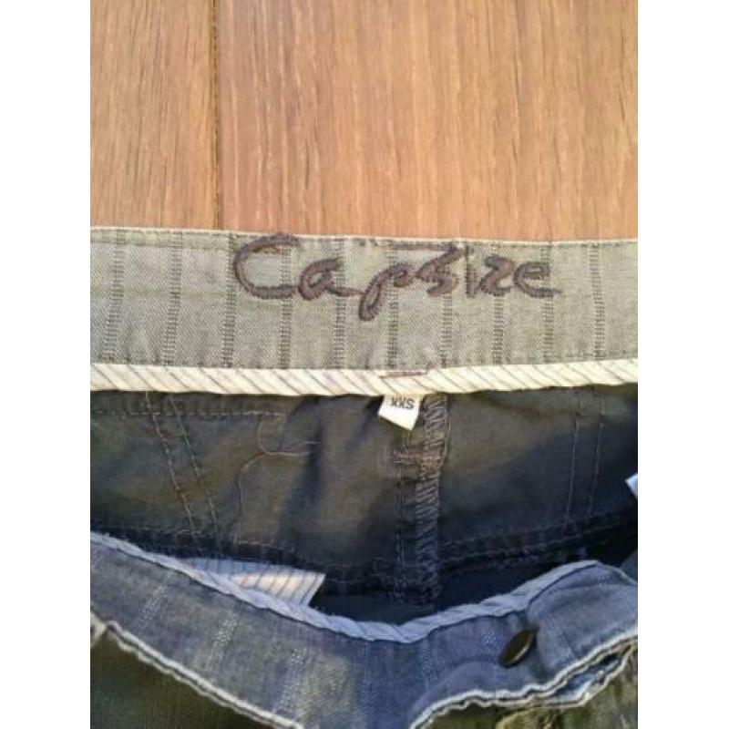IZGS: groene broek; worker (cargo); gladde stof; maat 34/XS