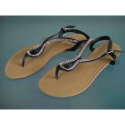 GRATIS VERZENDING | NIEUWE zwarte sandalen 36
