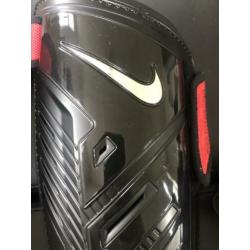 NIKE scheenbeschermers + gratis enkelbeschermers XL