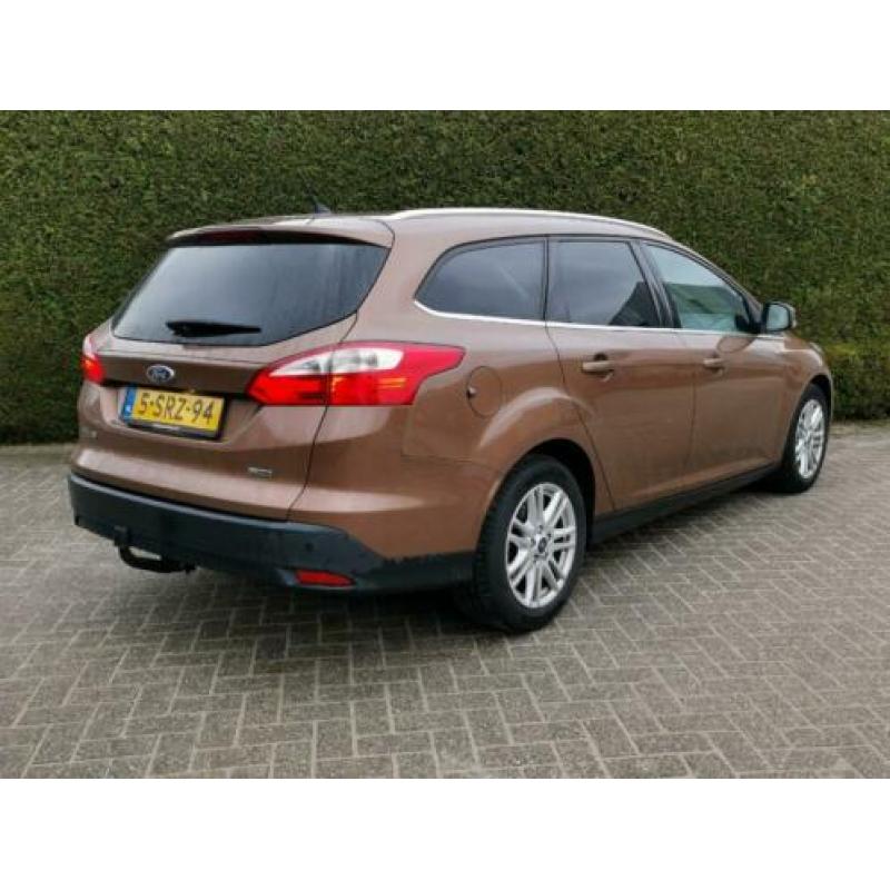 Ford Focus wagon 1.6Tdci | Xenon | Leer | Trekhaak | Navi