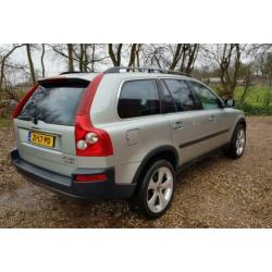 Volvo XC90 2.4 D5 Geartronic 7 PERSOONS Automaat