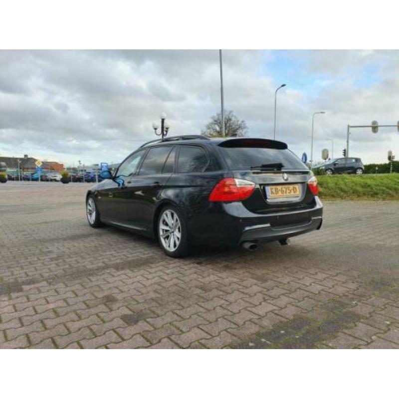 BMW 320d M-pakket full option