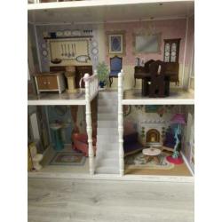 Hoge poppenhuis