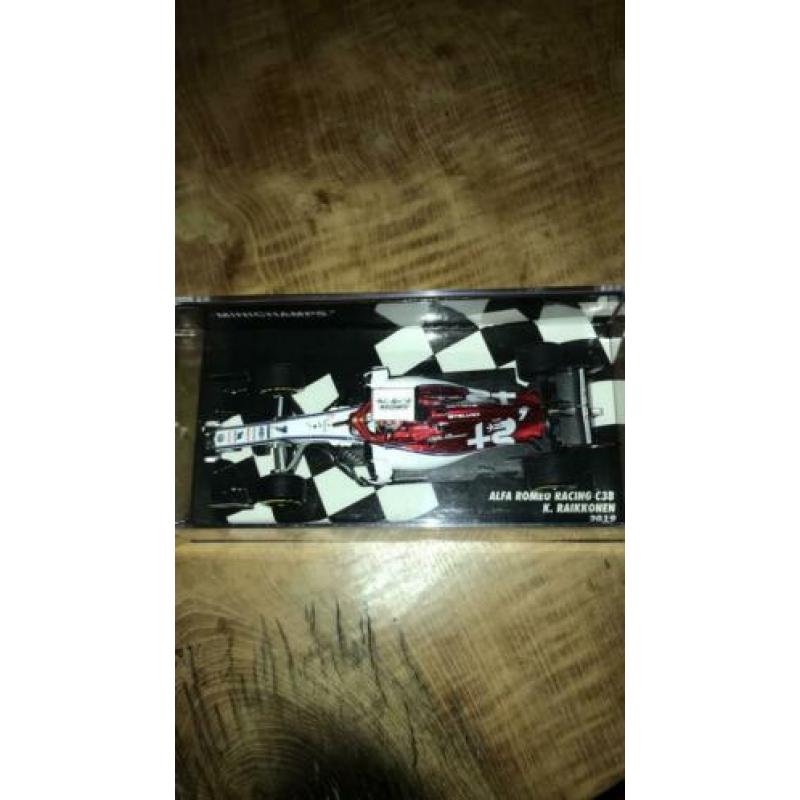 Alfa 2019 Kimi Raikkonen Minichamps 1:43