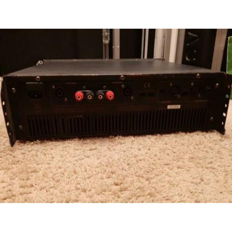 Dab P1800 professionele pa versterker