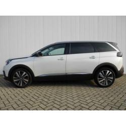 Peugeot 5008 Allure 1.2 130pk 7pers | Keyless | Navi | Trekh