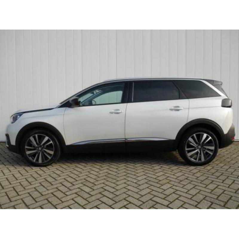 Peugeot 5008 Allure 1.2 130pk 7pers | Keyless | Navi | Trekh