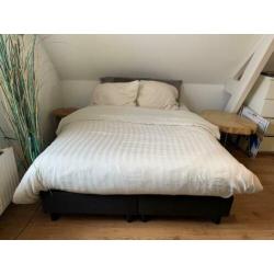 Heerlijke boxspring 140x200 incl. pocketvering matras