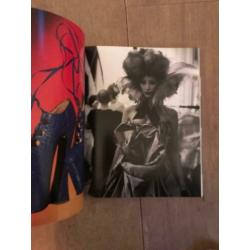 Vivienne Westwood, autobiografisch boek met beeld, nieuw