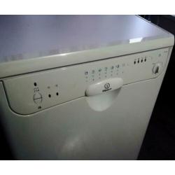 Indesit vaatwasser. Weinig gebruikt