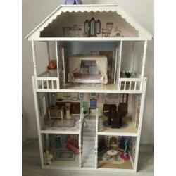 Hoge poppenhuis