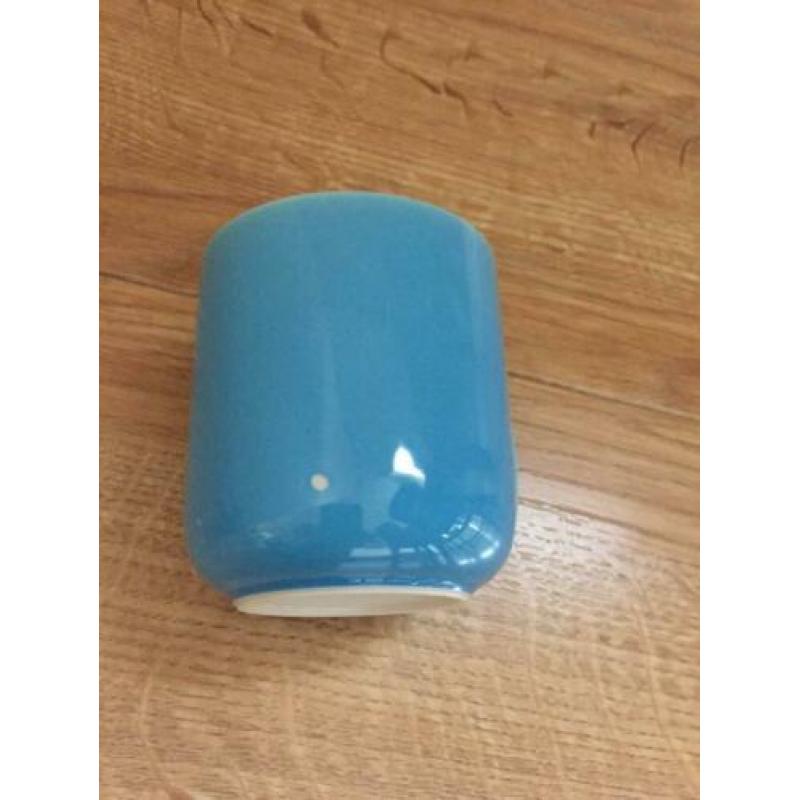 Villeroy Boch made in Luxembourg , 2 blauwe mokken