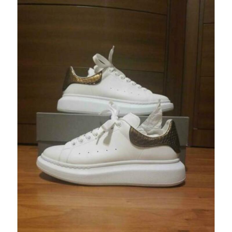 Alexander mcqueen