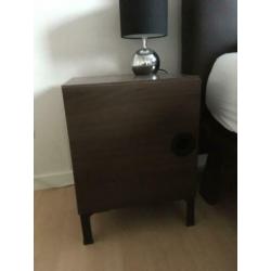 2 Ikea nachtkastjes donkerbruin