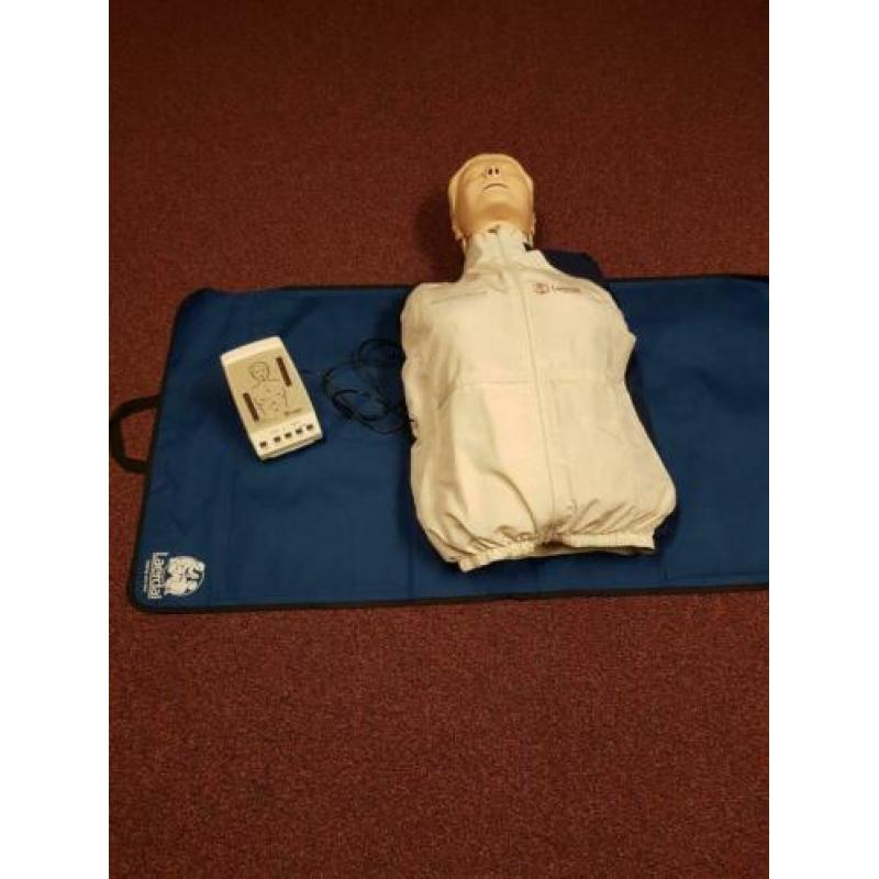 Hele nette Laerdal Anne torso met Skill-reporter